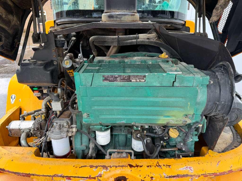 Volvo L30B - Bucket + Forks / Quick Coupler Photo 29