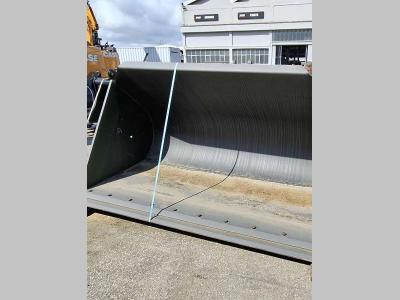 Loader bucket sold by C.A. E P. Ghetti Spa