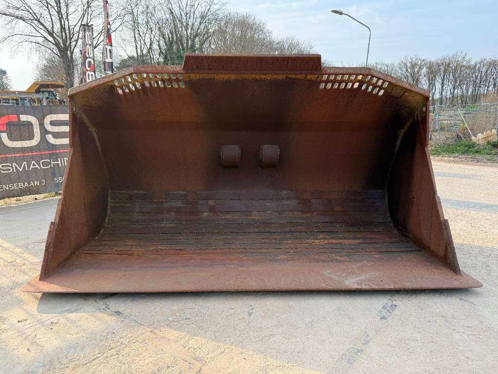 Caterpillar 988 Bucket - Good Overall Condition Photo 2