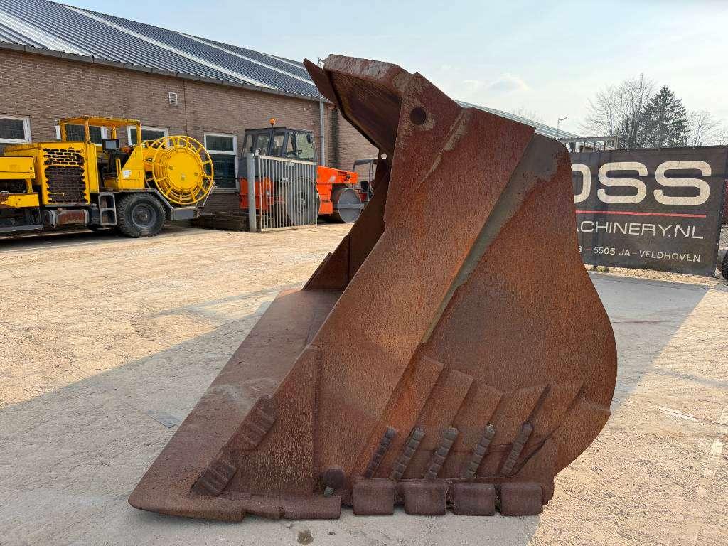 Caterpillar 988 Bucket - Good Overall Condition Photo 8