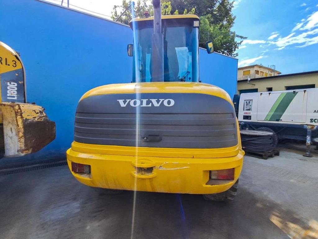 Volvo L45TP Photo 3