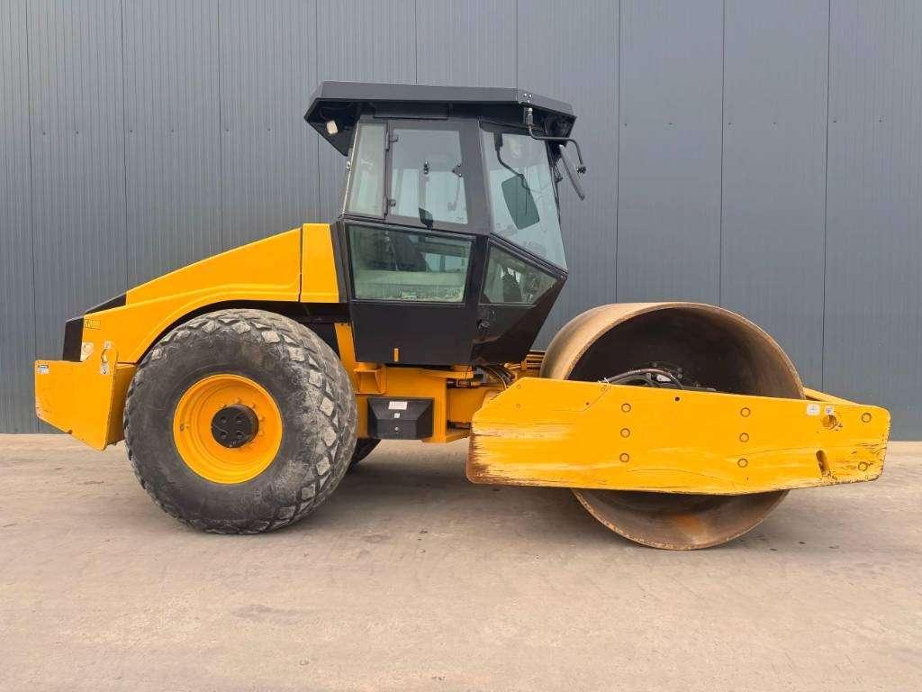 Dynapac CA302D Photo 6