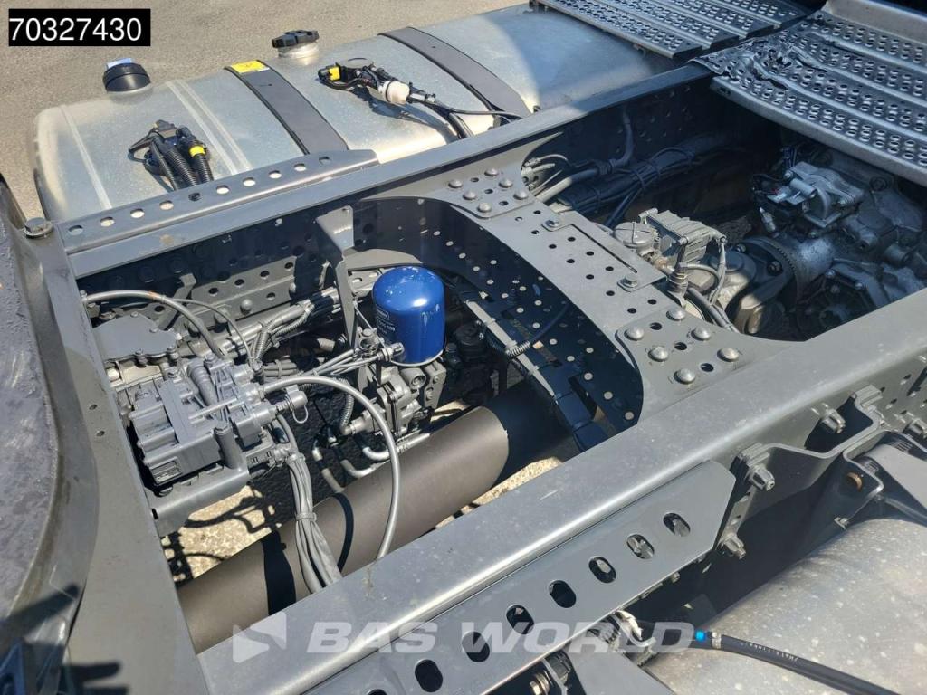 Mercedes Actros 1851 4X2 BigSpace 2x Tanks Standklima Photo 14