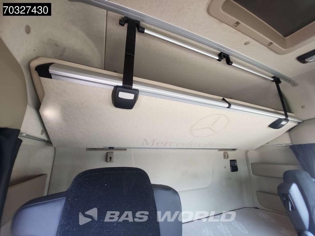 Mercedes Actros 1851 4X2 BigSpace 2x Tanks Standklima Photo 29