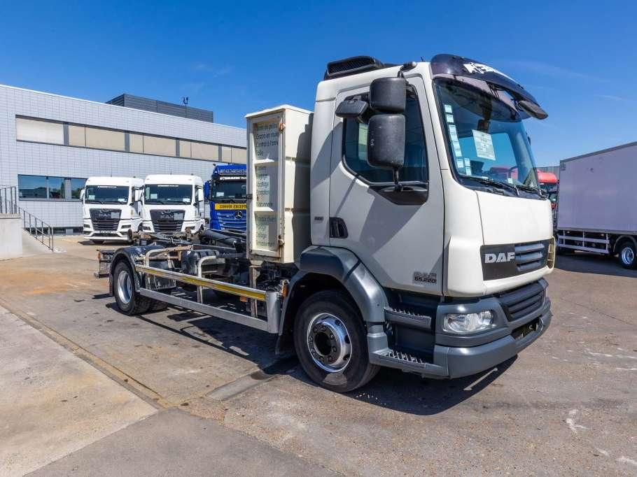 Daf CF55.220 Photo 9