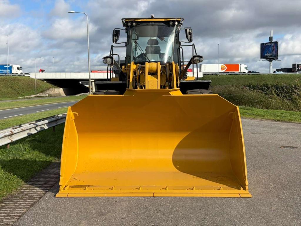 Caterpillar 950M Photo 8