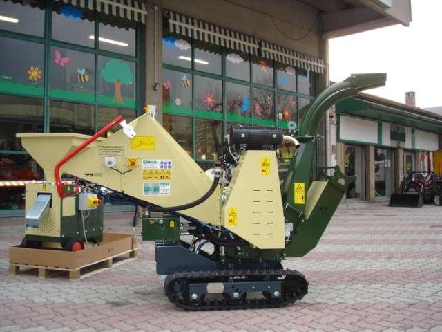 Negri BIOTRITURATORE NEGRI R 240 CINGOLATO HONDA GX 630 BICILINDRICO Photo 1