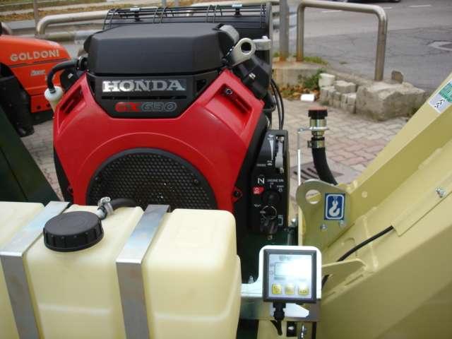 Negri BIOTRITURATORE NEGRI R 240 CINGOLATO HONDA GX 630 BICILINDRICO Photo 9