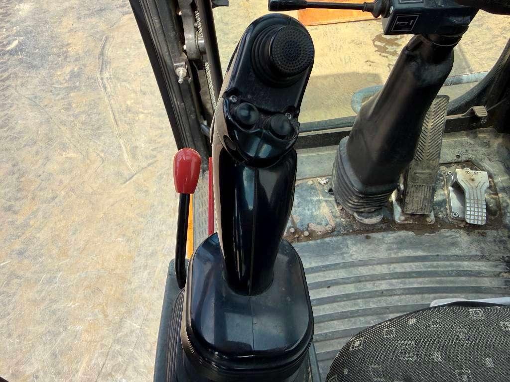 Liebherr A910 - Blade / Auto Greasing / Quick Coupler Photo 10