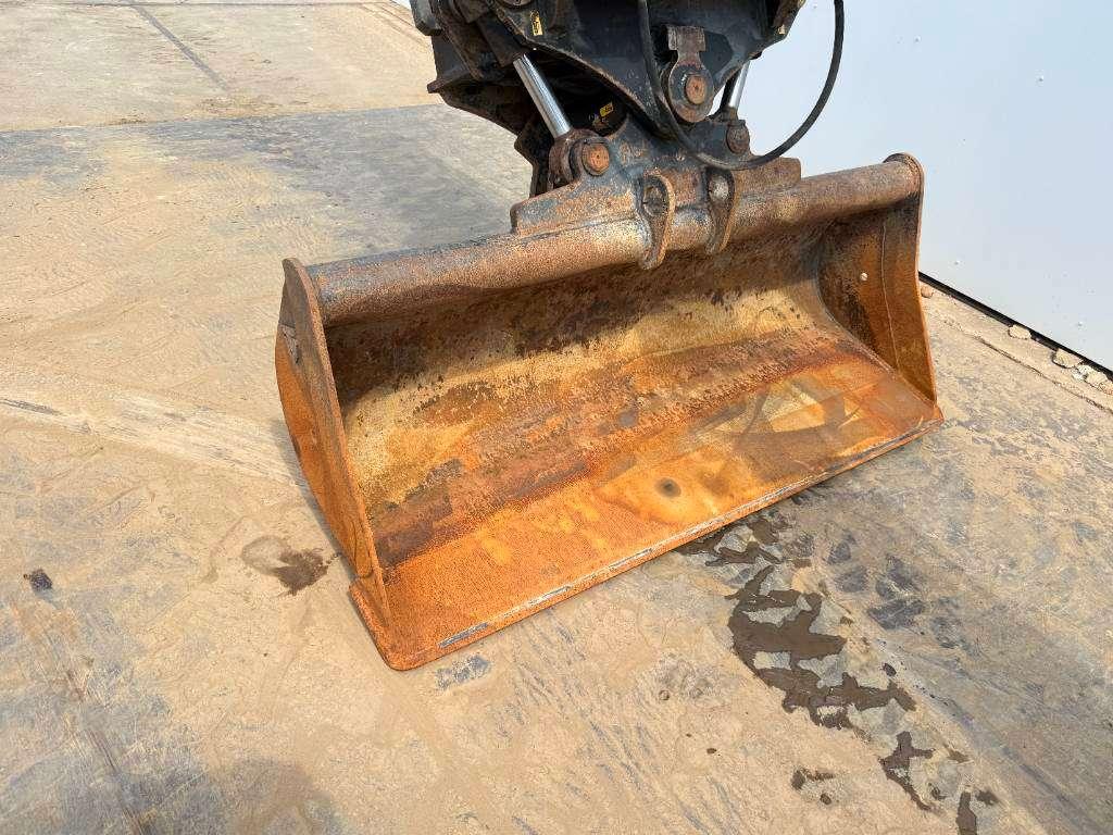 Liebherr A910 - Blade / Auto Greasing / Quick Coupler Photo 21