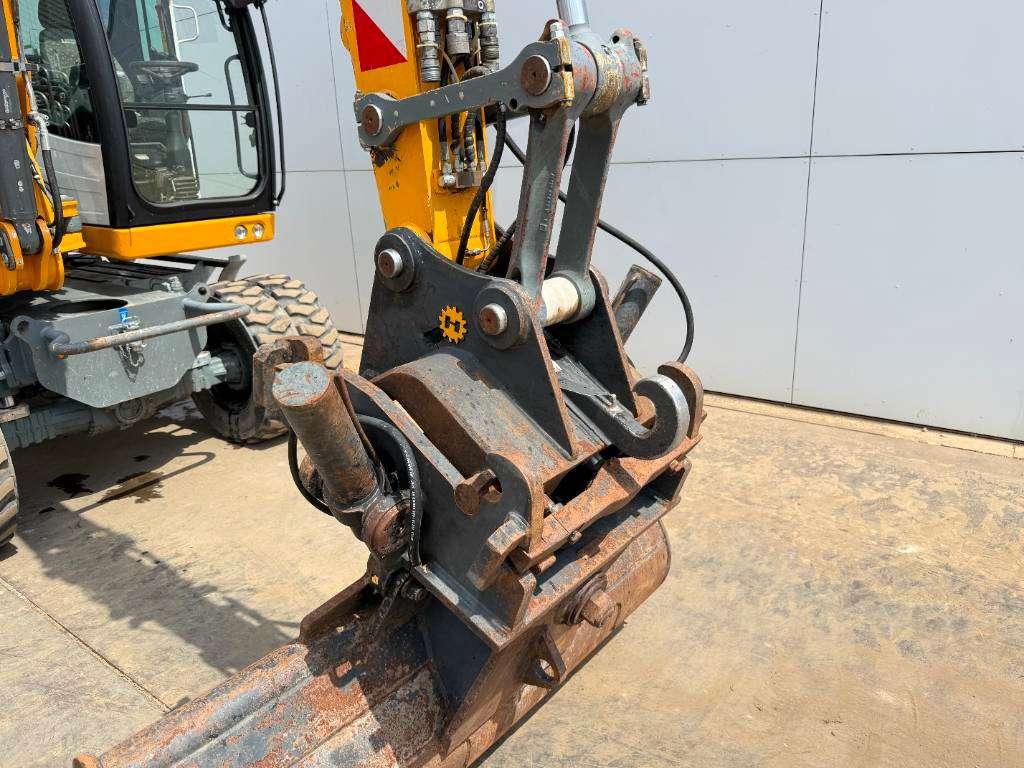 Liebherr A910 - Blade / Auto Greasing / Quick Coupler Photo 23