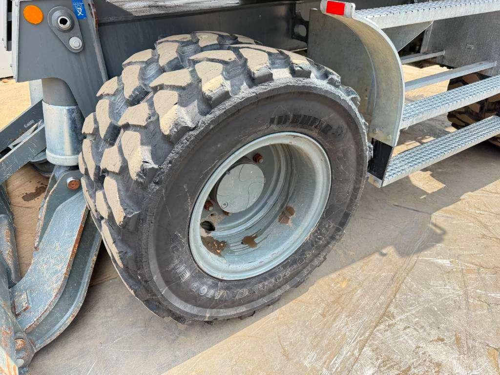 Liebherr A910 - Blade / Auto Greasing / Quick Coupler Photo 25