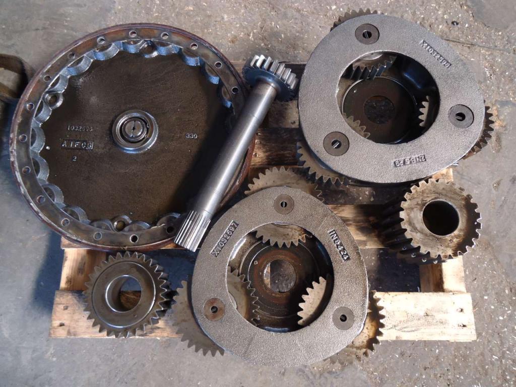 Travel drive for Hitachi ZAXIS 350.3 Photo 6