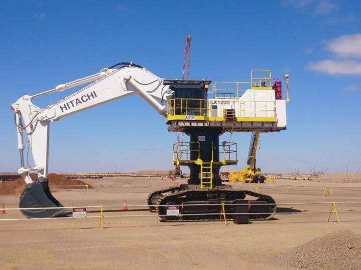 Hitachi Raiserkit for Ex1200 Excavator (Abu Dhabi) Photo 3