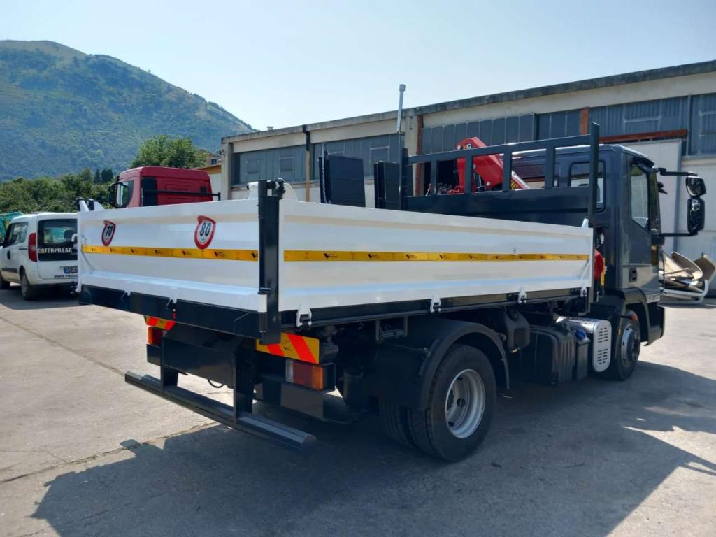 Iveco EUROCARGO CUBE ML80E22 Photo 3