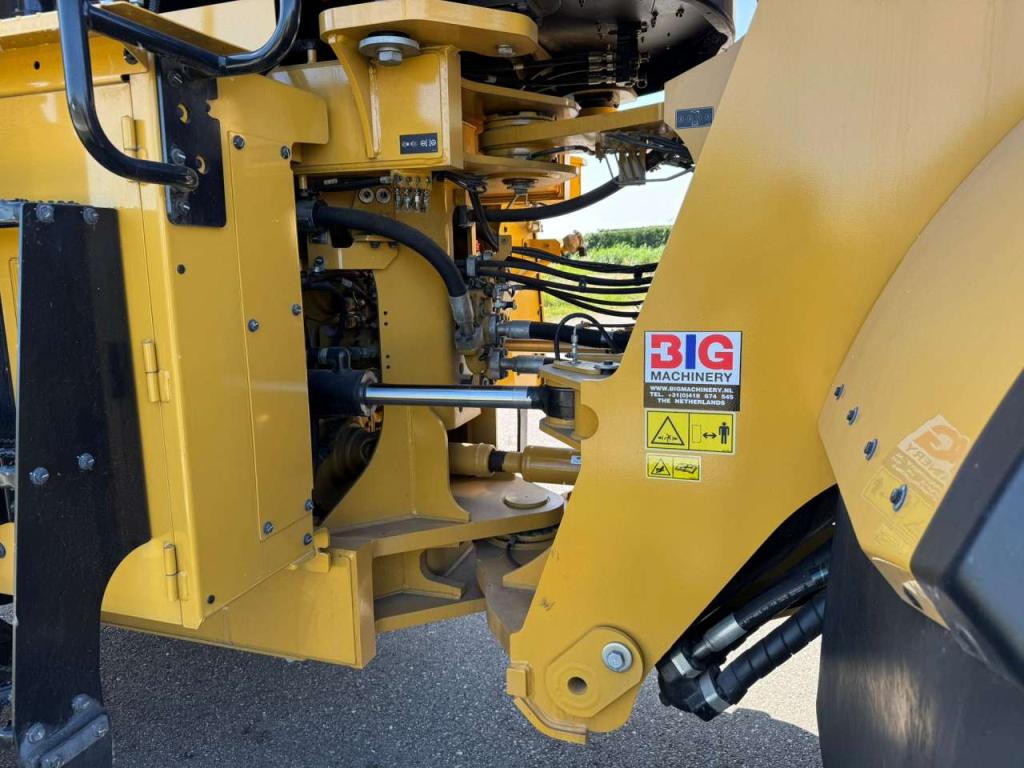 Caterpillar 980 Photo 14