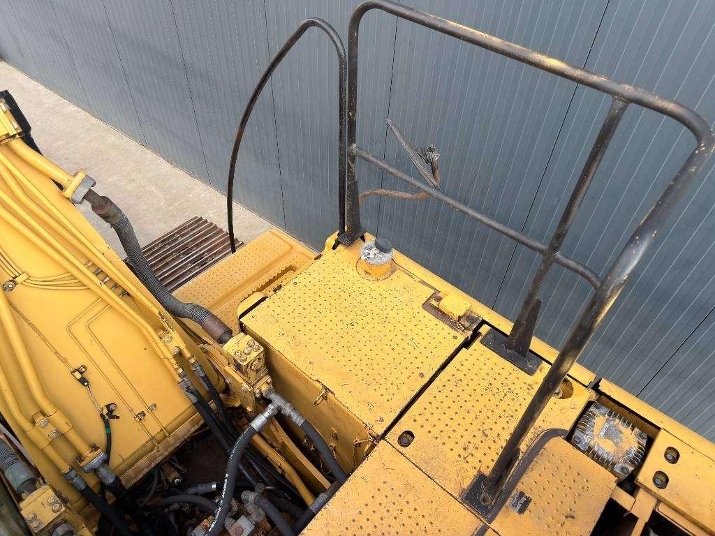 Caterpillar 320D L Photo 24