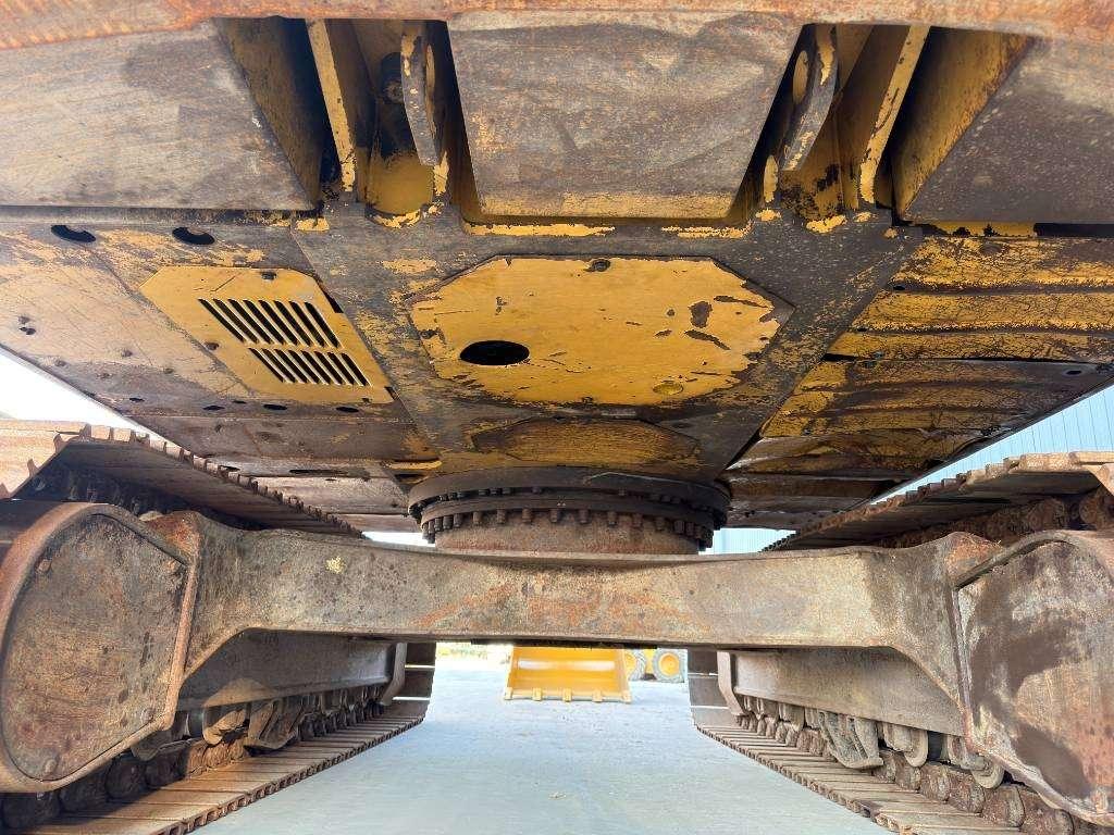 Caterpillar 320D L Photo 7