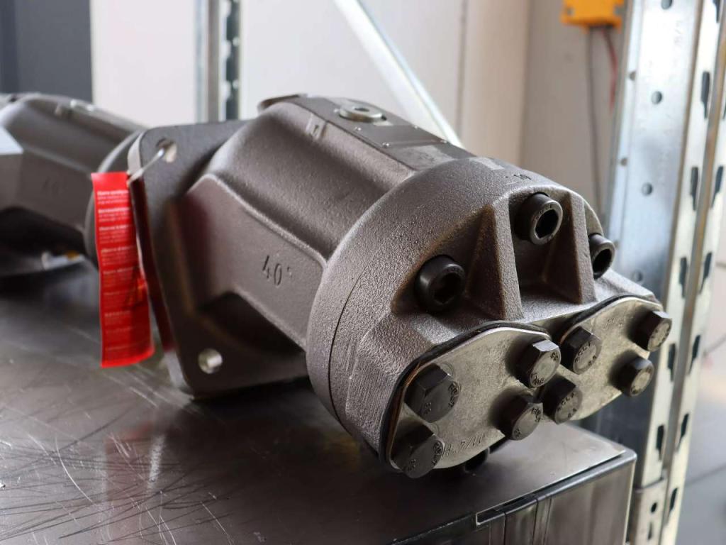 Bosch Rexroth A2FM180/61W-VAB010 Photo 3