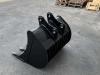 Skeleton bucket Photo 2 thumbnail