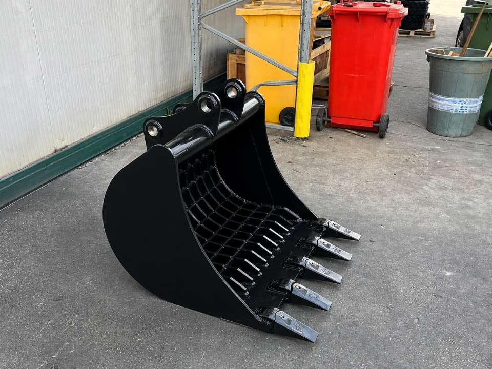 Skeleton bucket Photo 3