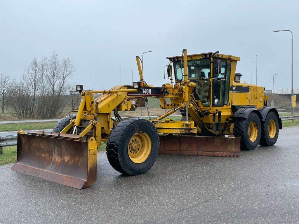 Caterpillar 140H CE Photo 2