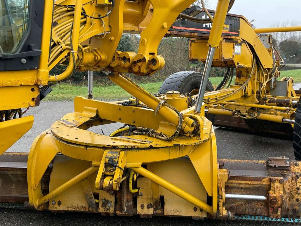 Caterpillar 140H CE Photo 25
