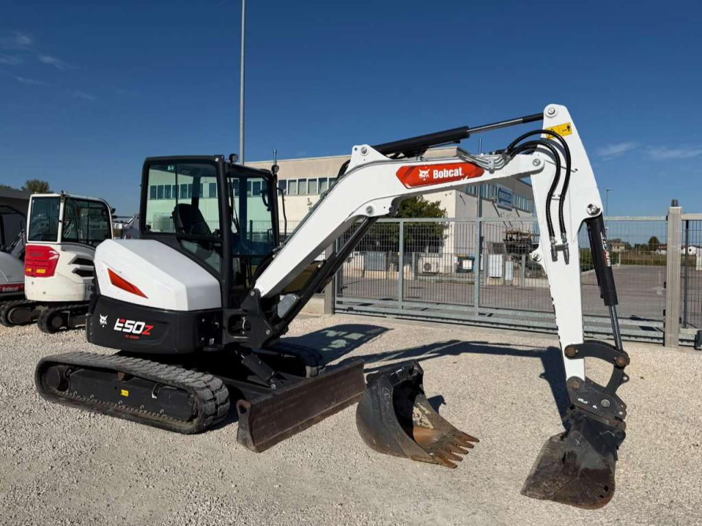 Bobcat E50z Photo 2