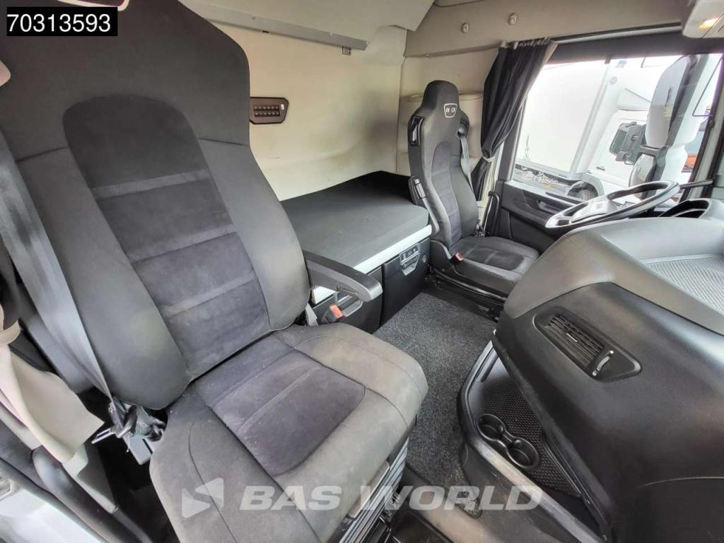 Iveco S-Way 570 4X2 Retarder 2xTanks Standklima Navi Photo 27