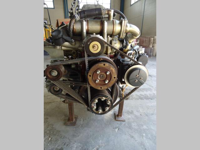 Internal combustion engine for New Holland E385B Photo 1