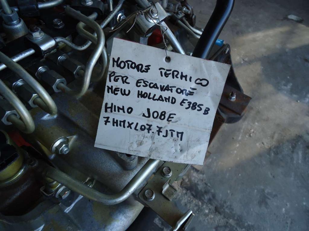 Internal combustion engine for New Holland E385B Photo 6