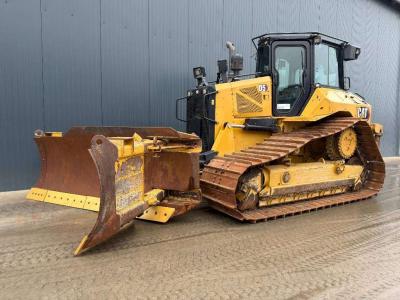 Caterpillar D5 LGP sold by Smitma B.V.