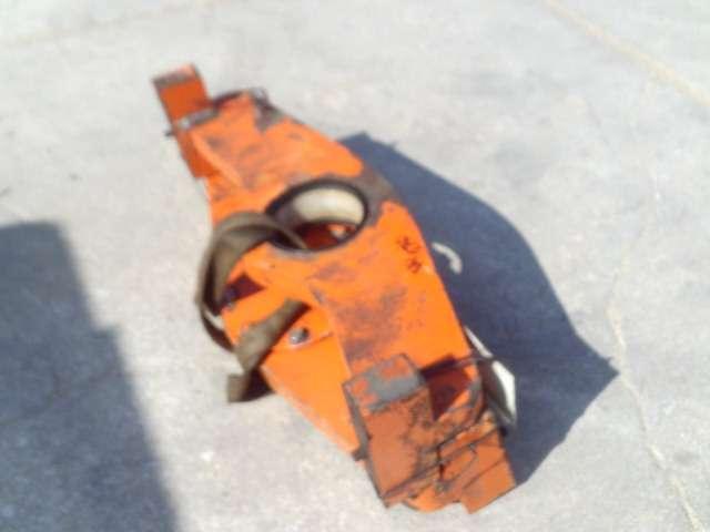 Rear axle support for Fiat Hitachi W170 Photo 3