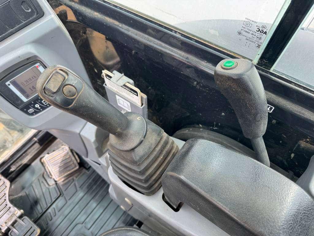 Kubota KX037-4 - Hammer Lines / Quick Coupler Photo 10