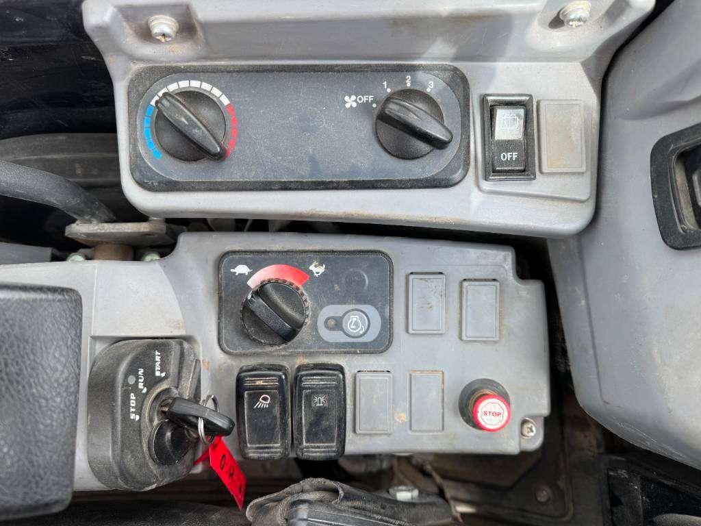 Kubota KX037-4 - Hammer Lines / Quick Coupler Photo 11