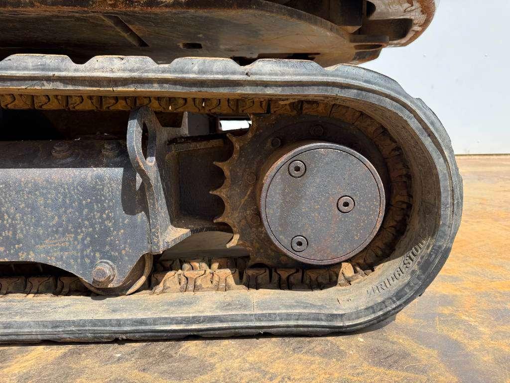 Kubota KX037-4 - Hammer Lines / Quick Coupler Photo 22