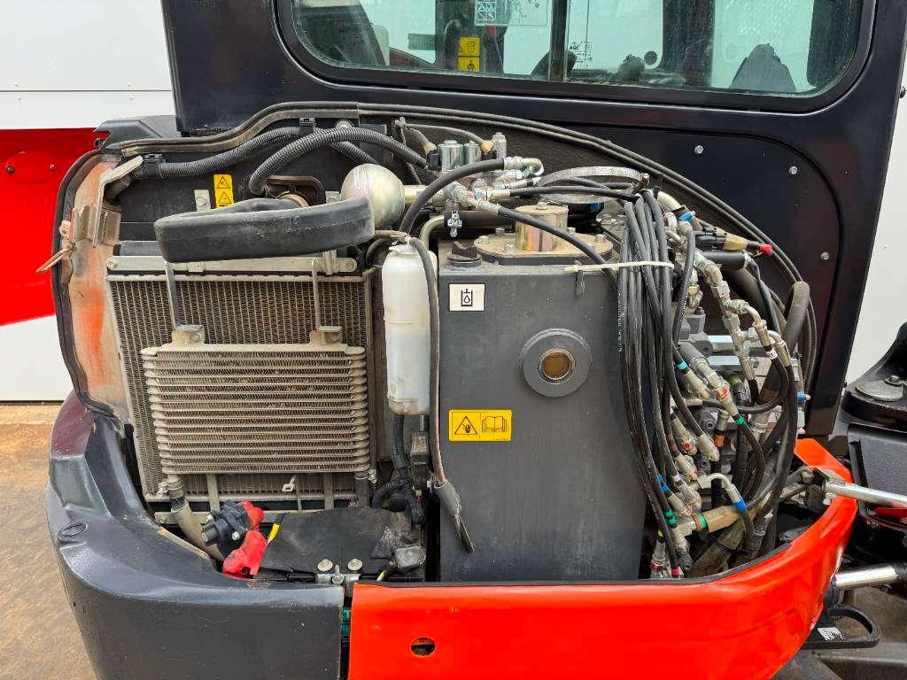 Kubota KX037-4 - Hammer Lines / Quick Coupler Photo 27