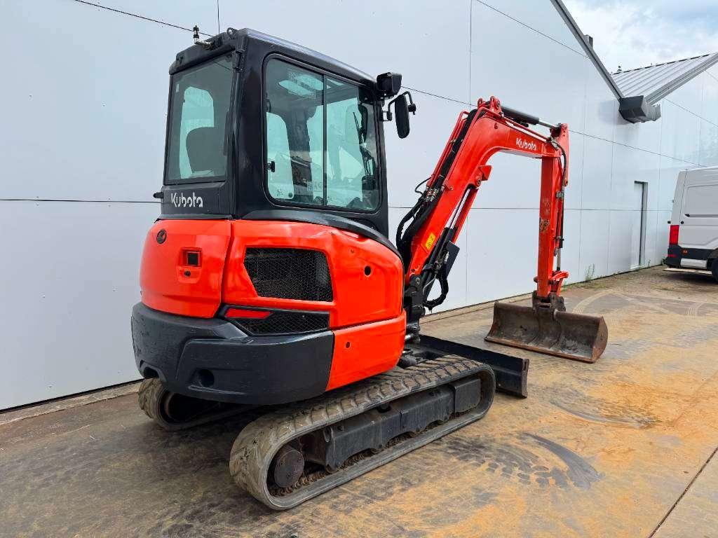 Kubota KX037-4 - Hammer Lines / Quick Coupler Photo 5