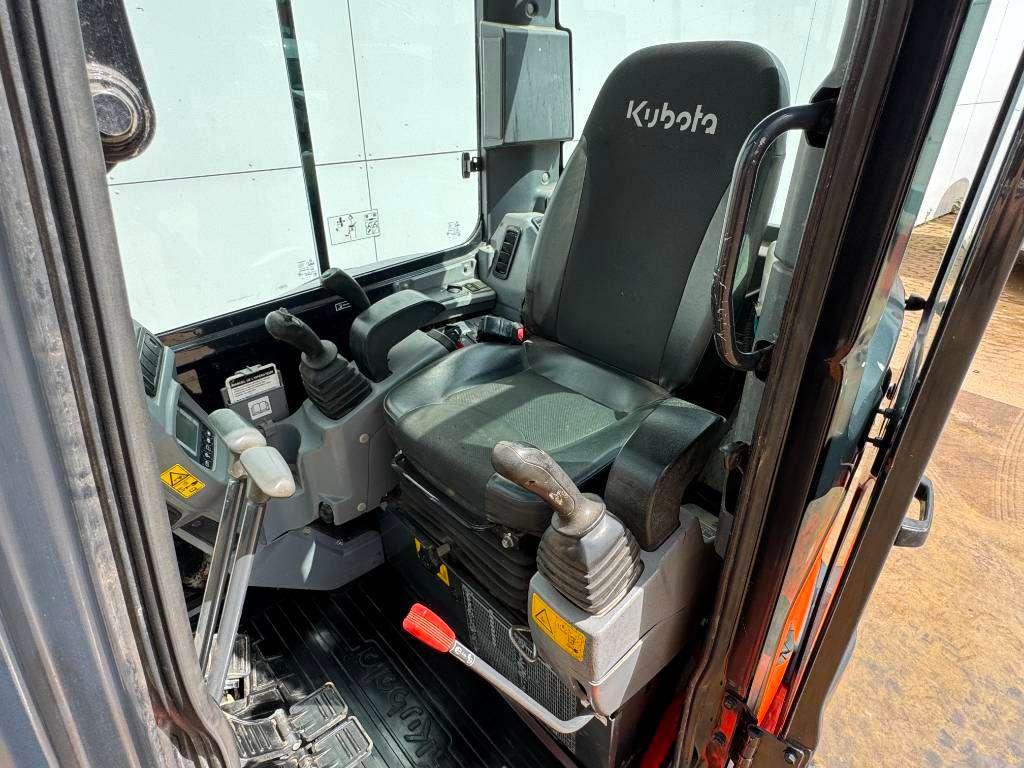 Kubota KX037-4 - Hammer Lines / Quick Coupler Photo 8