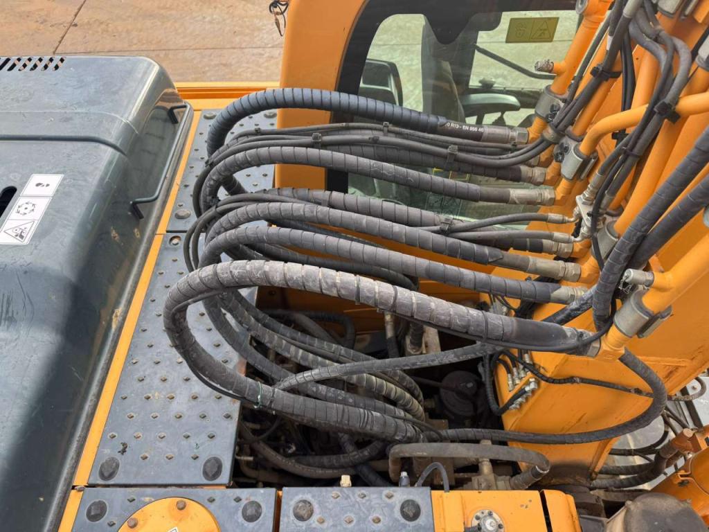 Hyundai Robex 180W-9A Photo 18