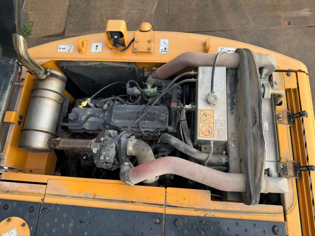 Hyundai Robex 180W-9A Photo 19