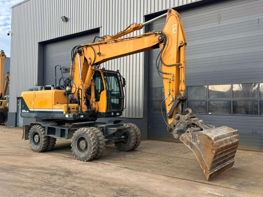 Hyundai Robex 180W-9A Photo 6