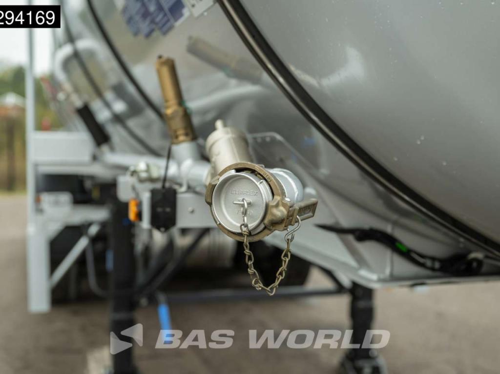 Kässbohrer STB 3 axles New! 32.000L Bitumen Photo 17