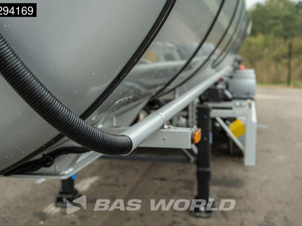Kässbohrer STB 3 axles New! 32.000L Bitumen Photo 20