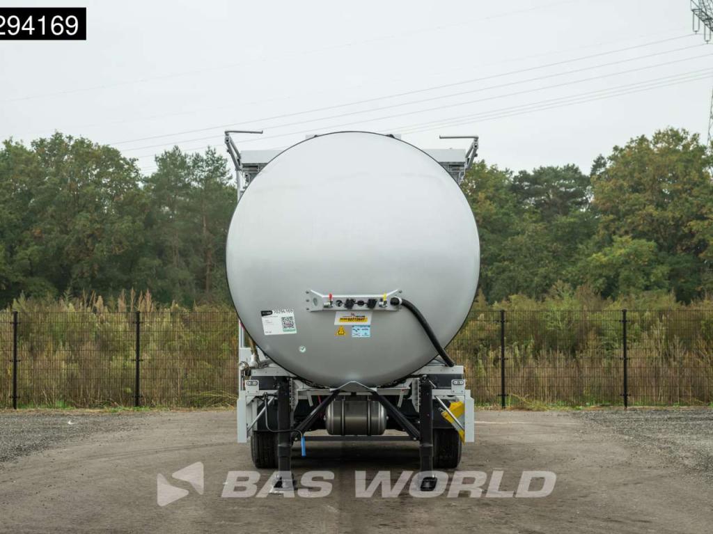Kässbohrer STB 3 axles New! 32.000L Bitumen Photo 7