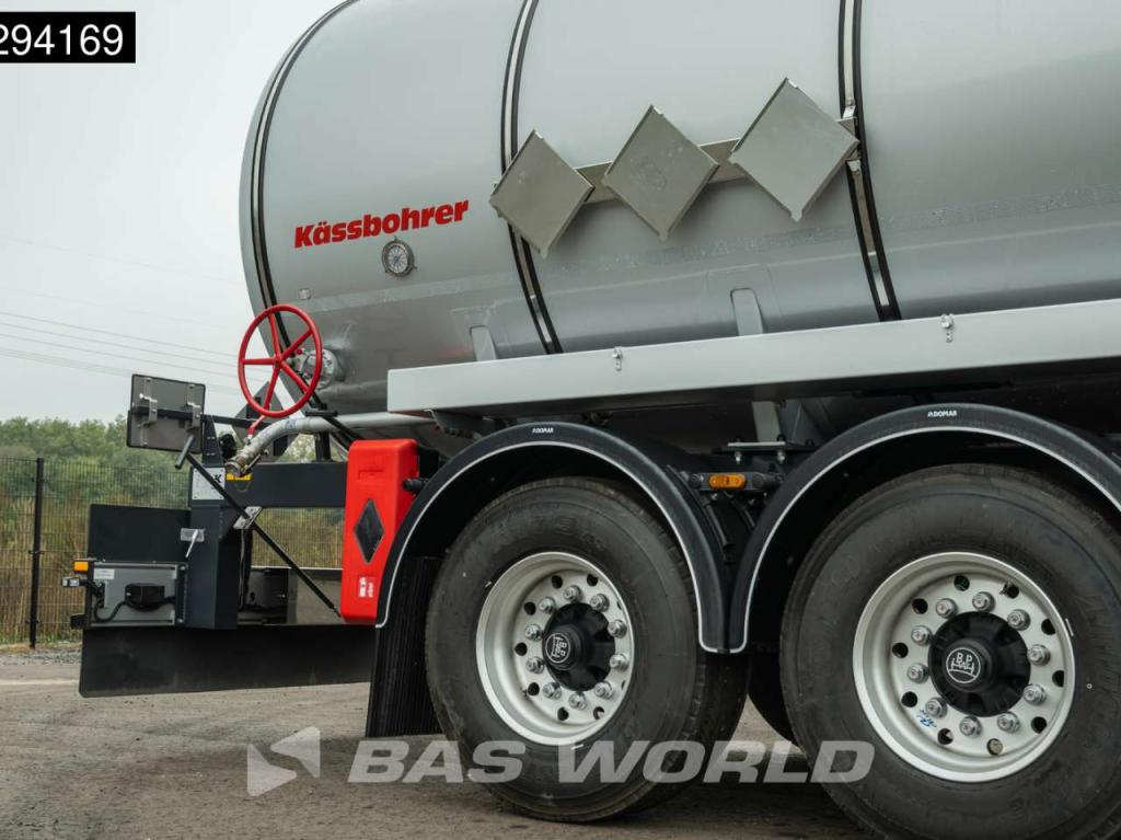 Kässbohrer STB 3 axles New! 32.000L Bitumen Photo 9