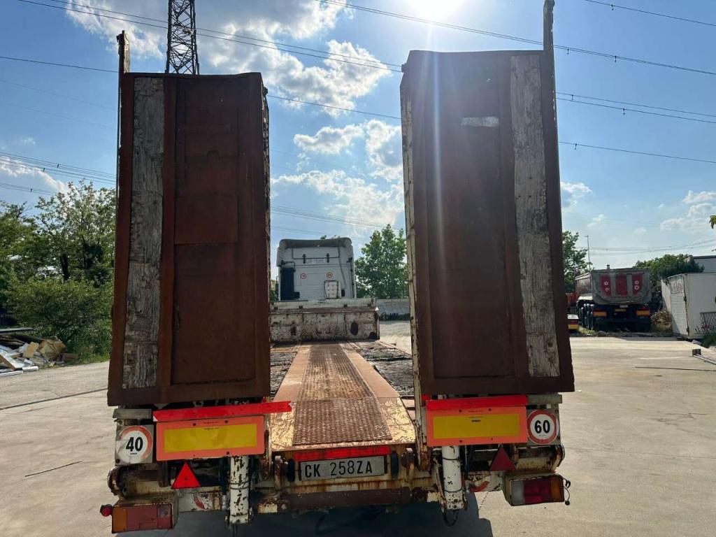 Bertoja Flatbed semi-trailer Photo 5