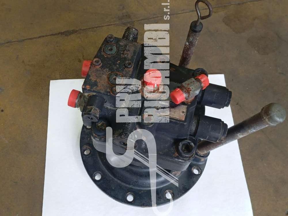 Swing motor for New Holland E 215/245 C Photo 2