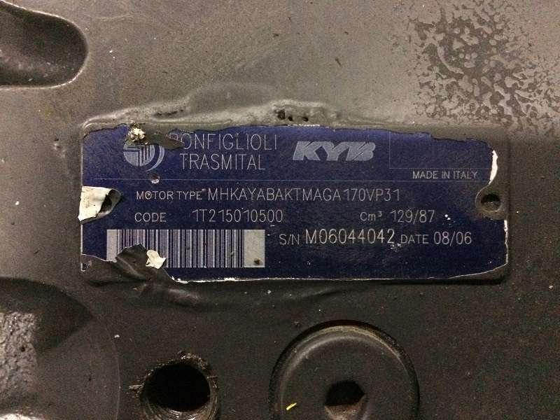 Track motor for New Holland E 215 Photo 2