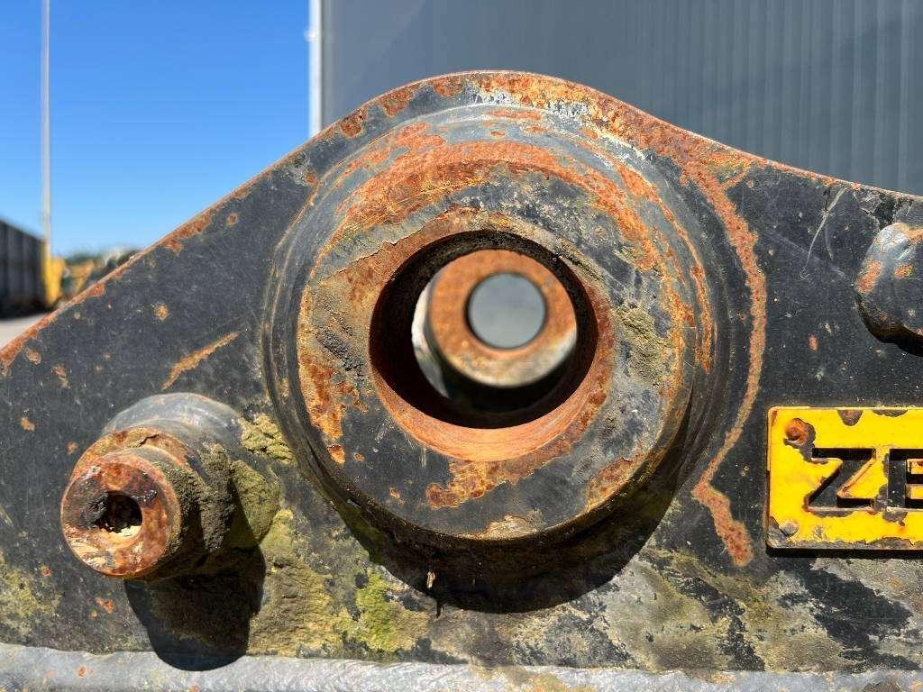 OilQuick OQ65 - M314F / M316F / M318F Photo 10